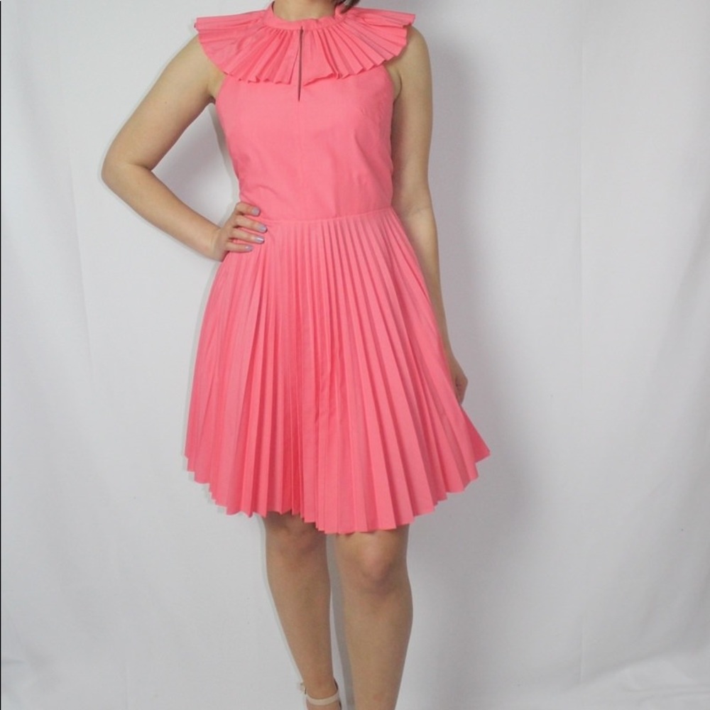 Tara Jamon pink collar fan dress